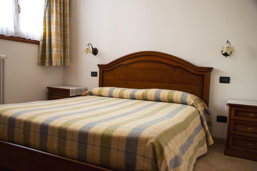 Agriturismo Ai Tre Fienili Ponti sul Mincio Cameră foto