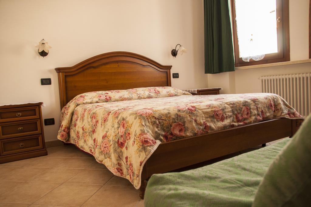Agriturismo Ai Tre Fienili Ponti sul Mincio Cameră foto